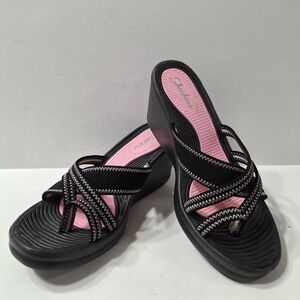 Skechers Casual Black and Pink Wedge Platform Strappy Comfy Slip On Sandal Sz.8